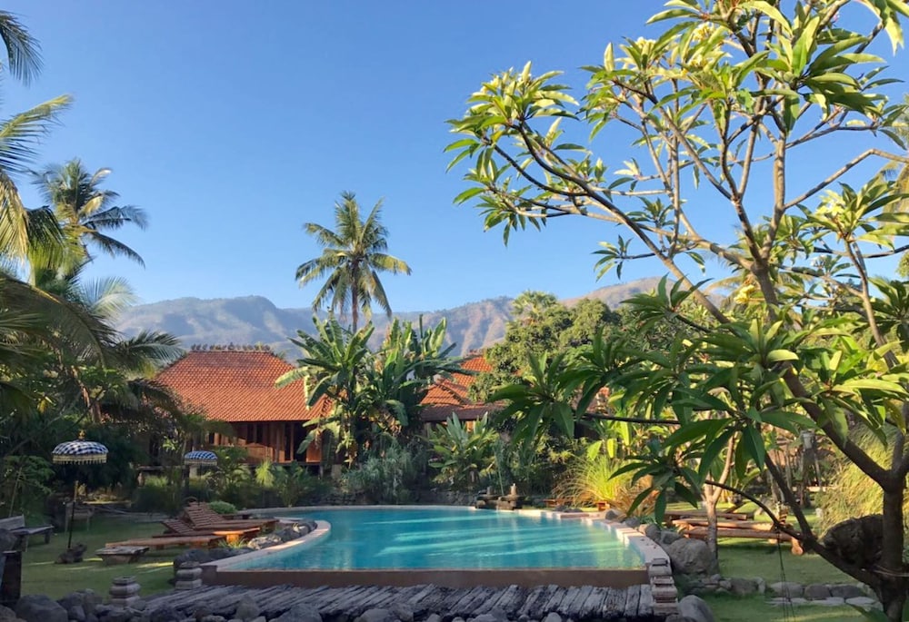 Hotel Desa Saya Eco Luxury Resort & Spa
