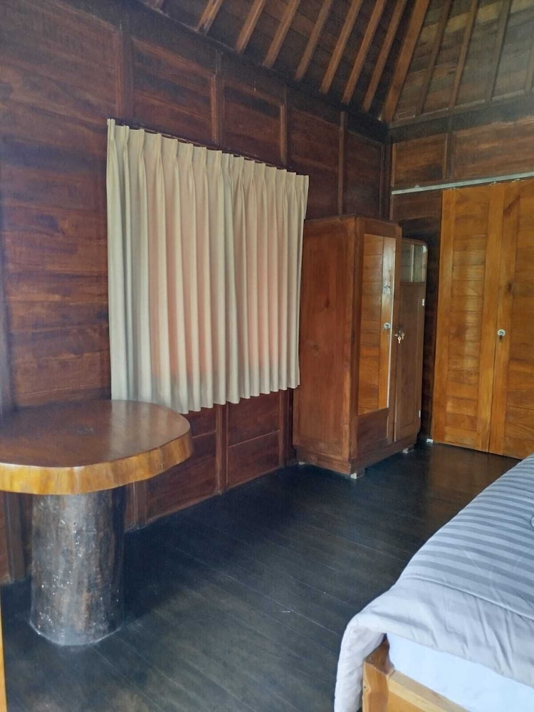 Hotel Borneo Log Cabin Guest House