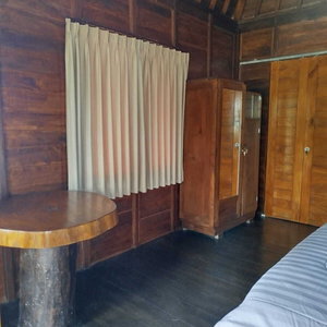 Hotel Borneo Log Cabin Guest House cazare Tejakula