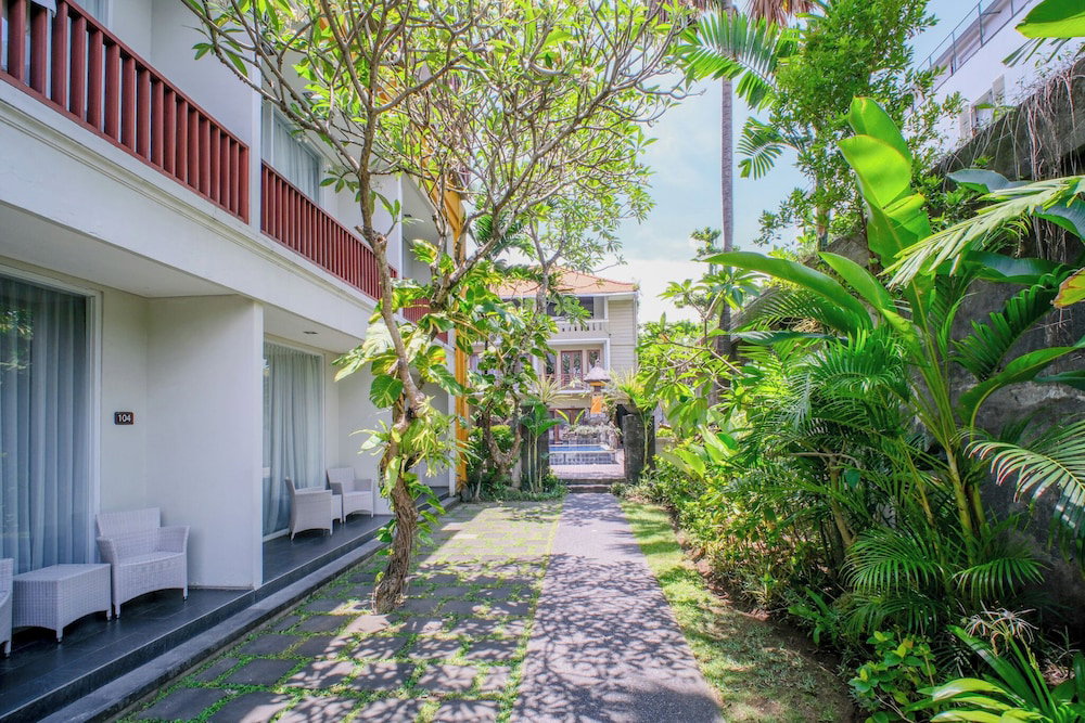 Hotel Kamini Legian Hotel