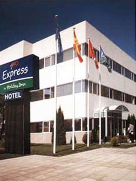 Hotel Ramada By Wyndham Madrid Tres Cantos