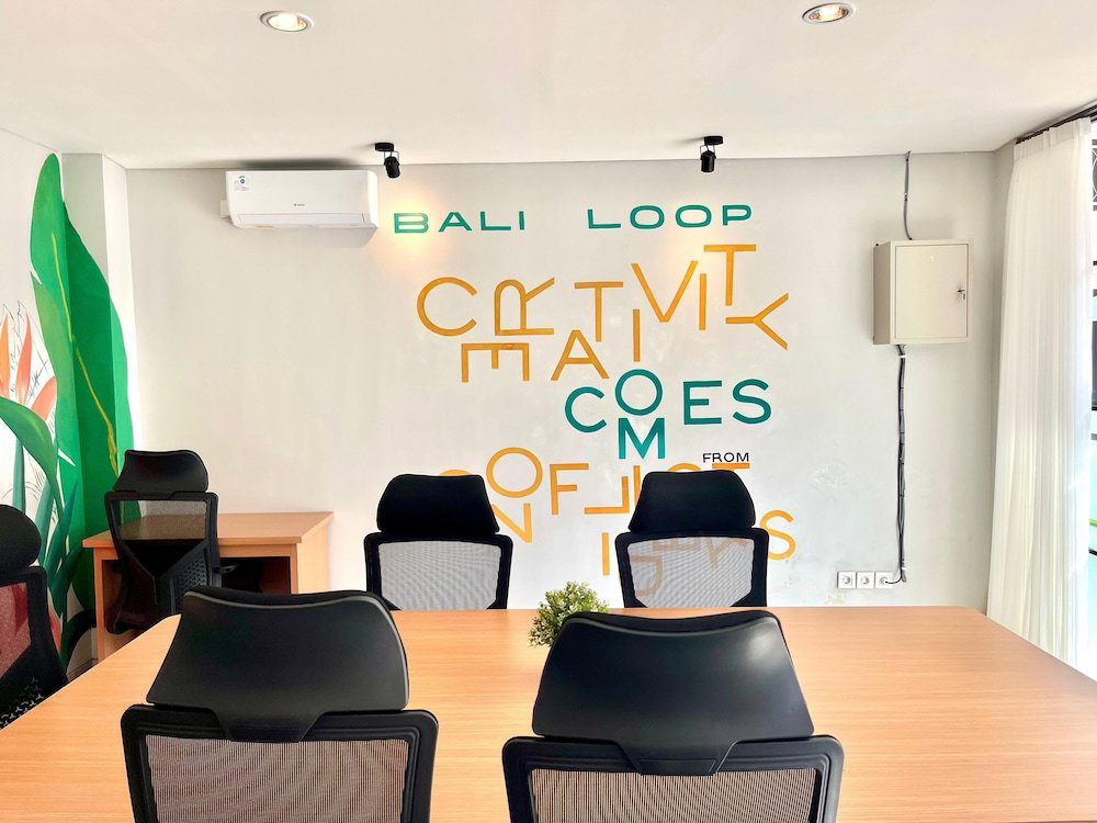 Hotel Bali Loop Coliving & Coworking