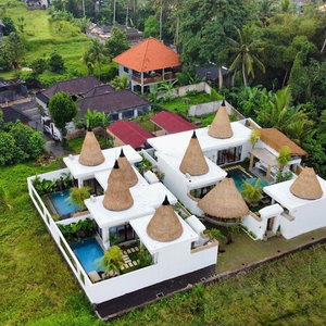 Hotel Golden Bee cazare Banjar Tebongkang