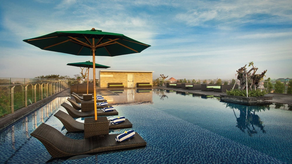Hotel Sovereign Bali Hotel