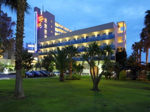 Hotel Golden Taurus Aquapark Resort cazare Pineda del Mar