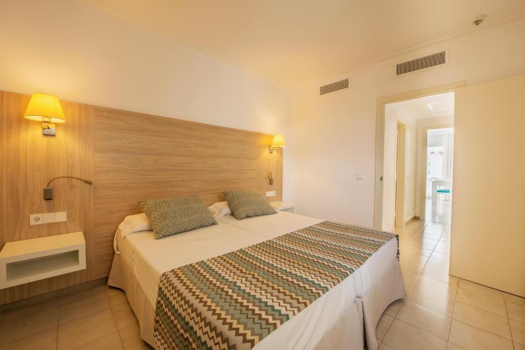 hoteles-apartamentos-la-santa-maria-la-santamaria-apartamentos