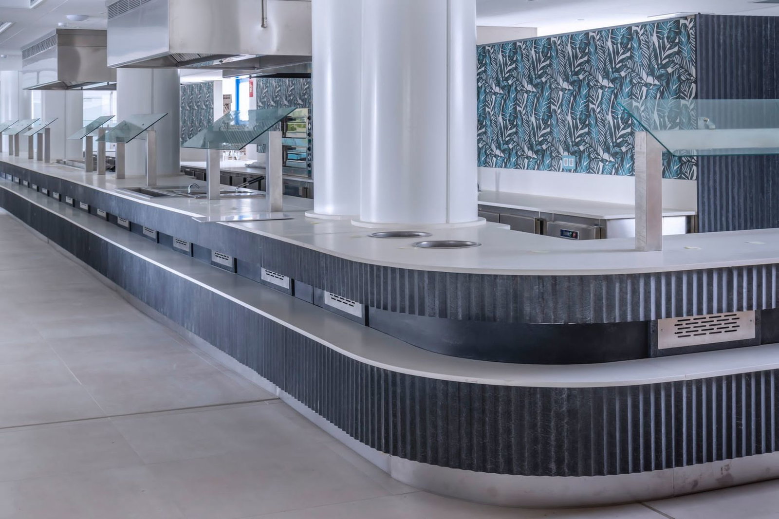 Tahiti Playa Hotel & Suites