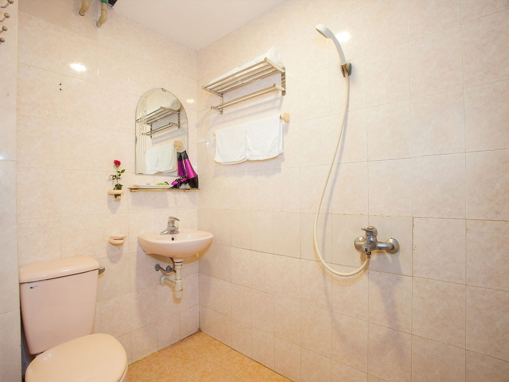Phuong Trang Hotel Hanoi