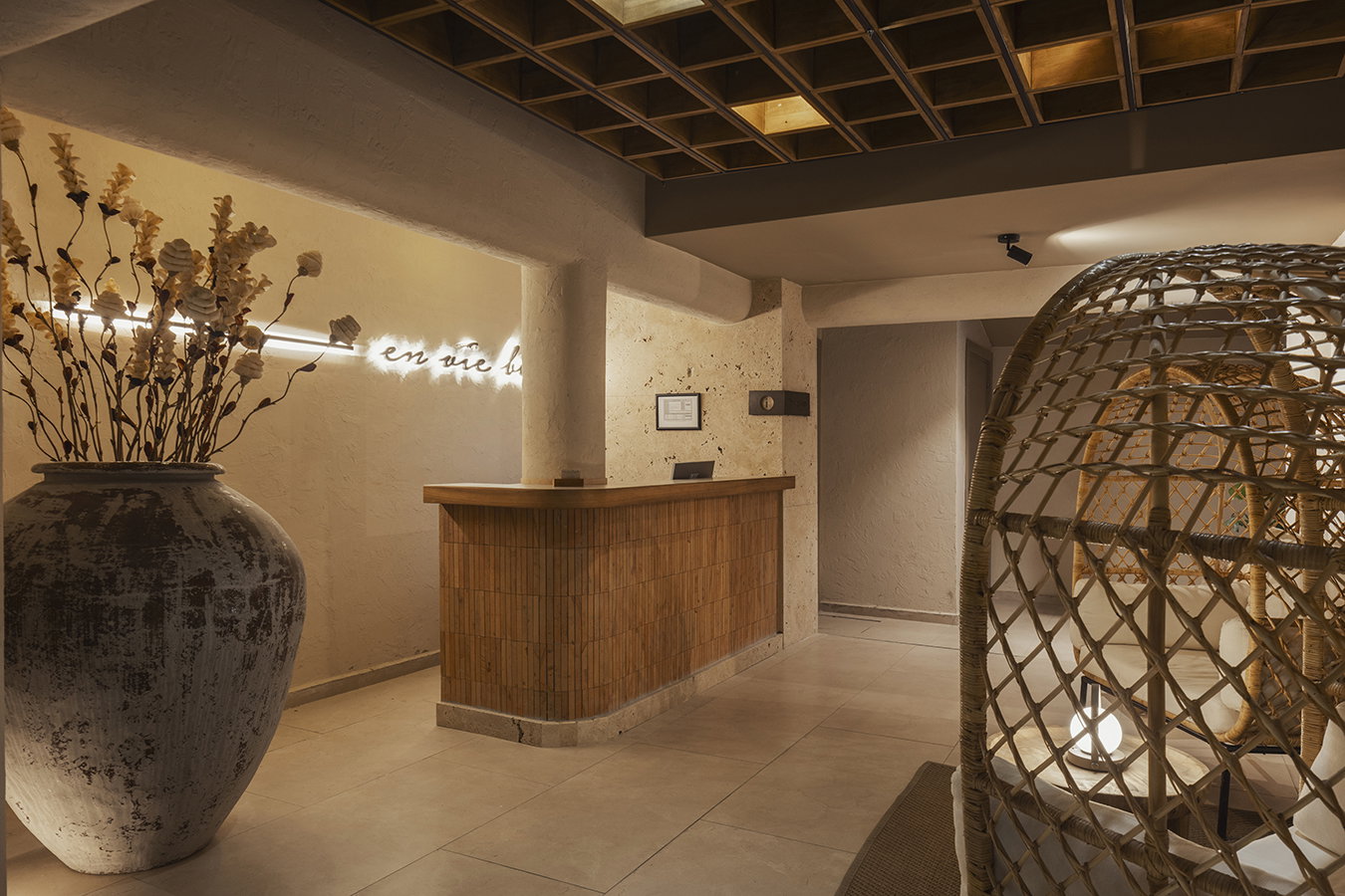 dal travel En Vie Beach Boutique Hotel