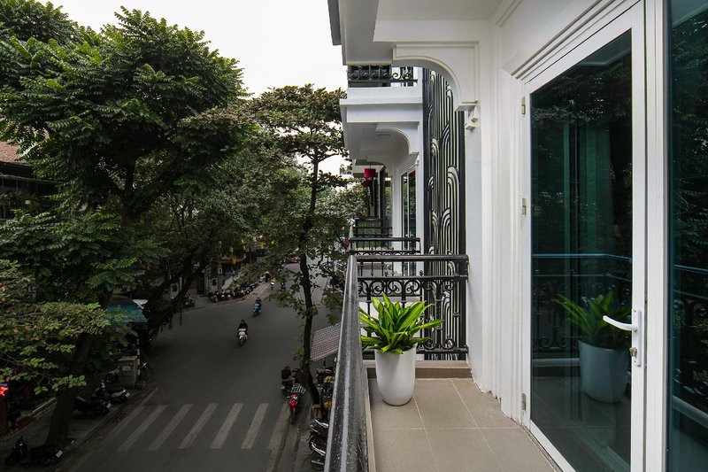 Flora Centre Hotel & Spa