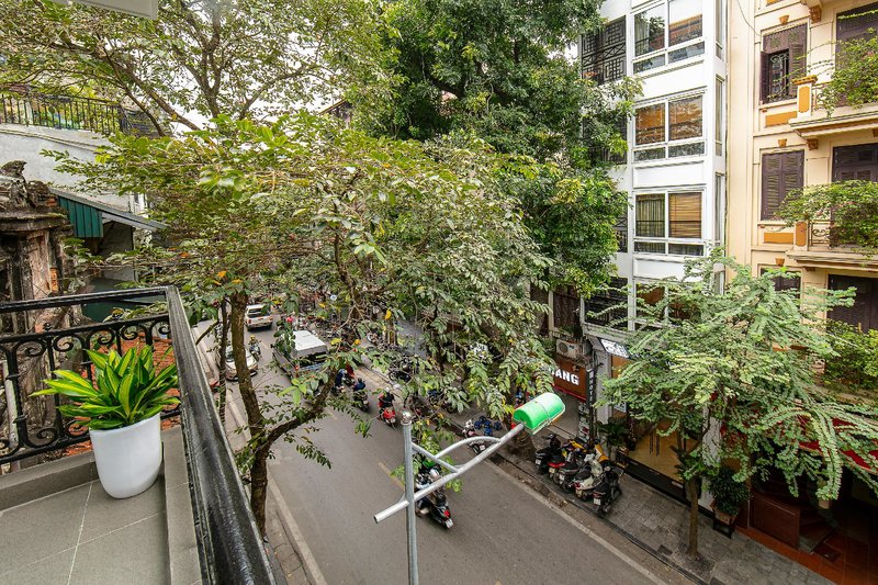 Flora Centre Hotel & Spa