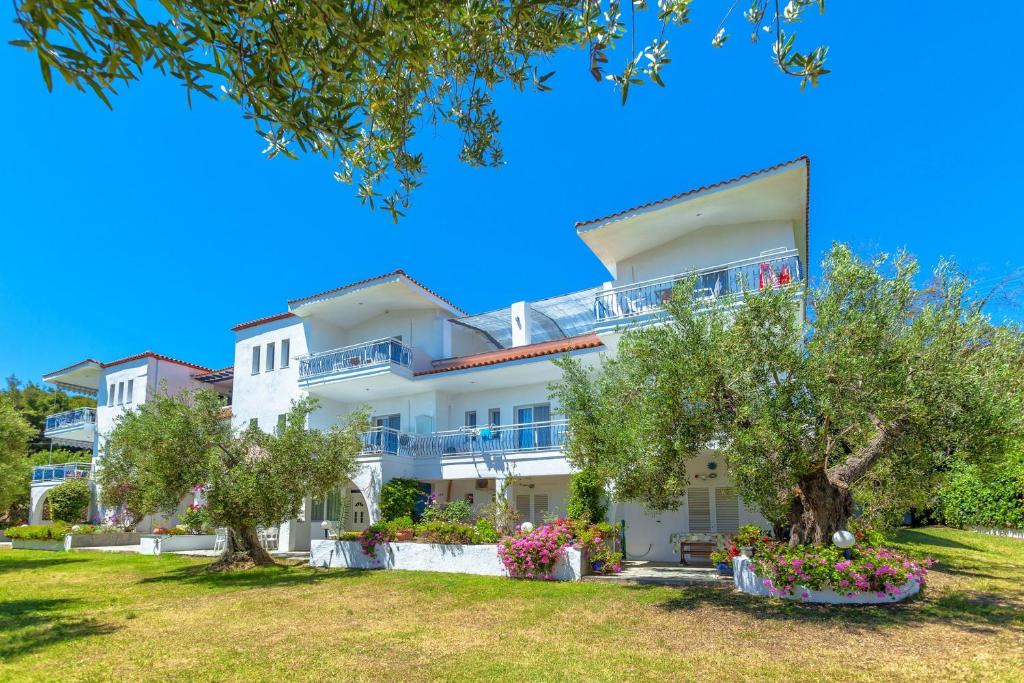 Hotel Xenios Faros Apartments