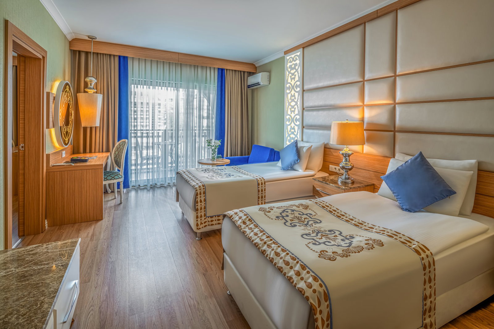 dal travel Quattro Beach Spa Resort Hotel