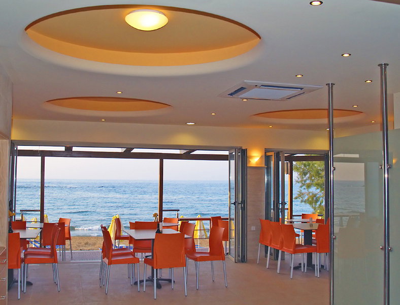 Zephyros Beach Boutique Hotel