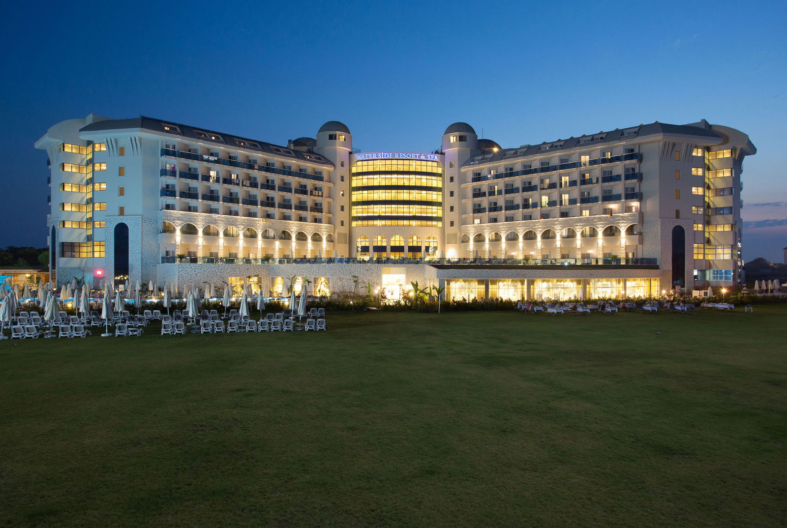 Hotel Water Side Resort & Spa