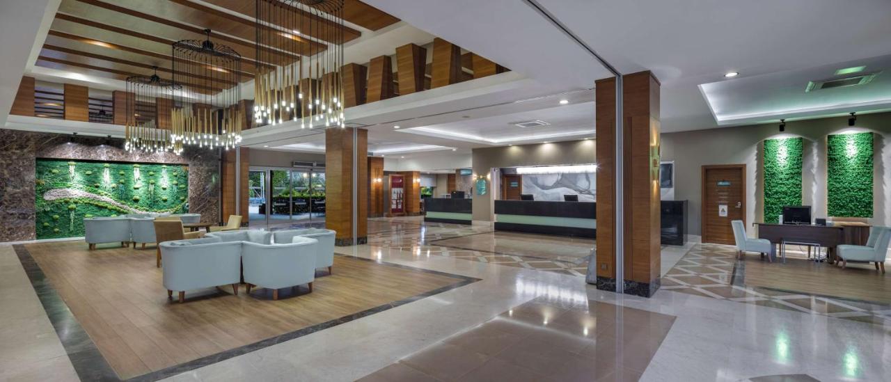 dal travel Wyndham Garden Lara