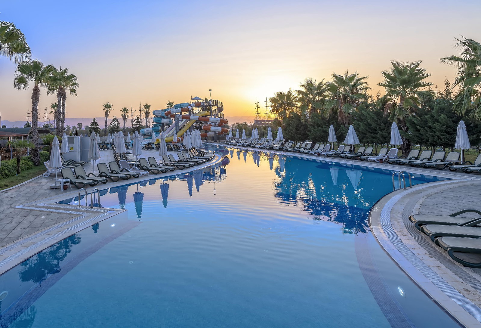 Port River Hotel&Spa
