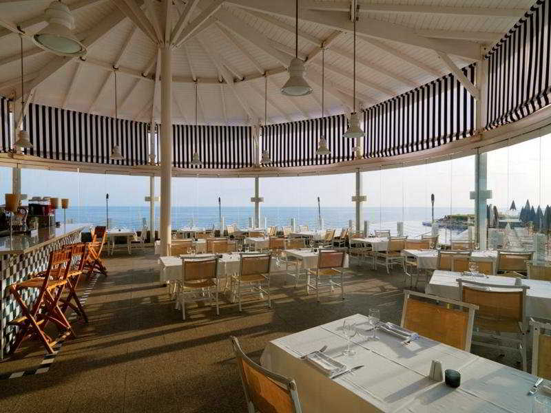 Marina Suites
