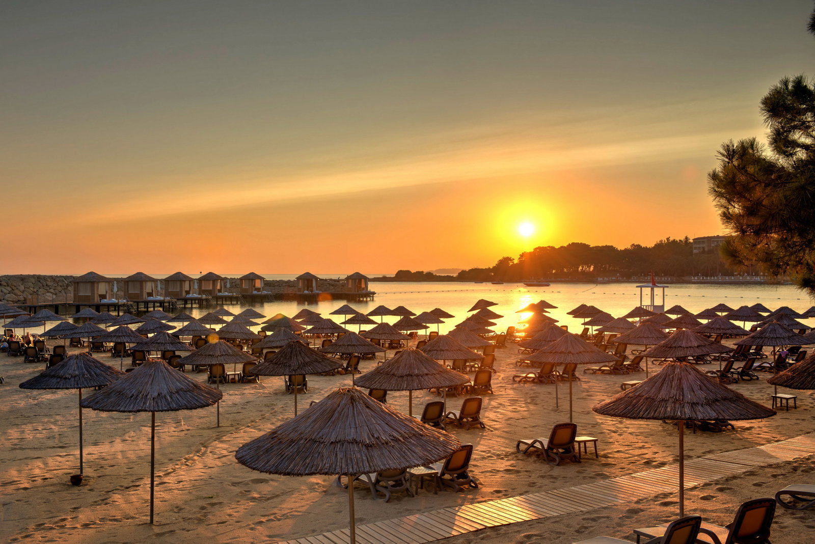 Rubi Platinum Spa Resort & Suites