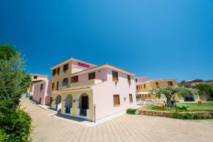Hotel Residence Cala Viola cazare Orosei