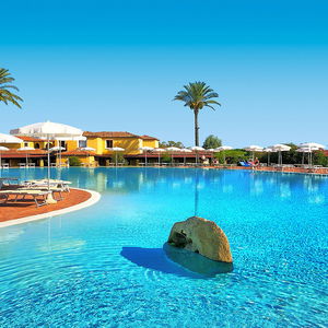 Sejur Villaggio Baia Dei Pini vacanta Budoni