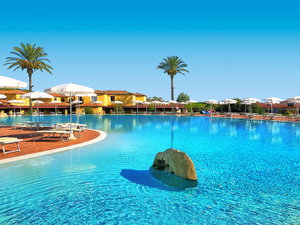Hotel Villaggio Baia Dei Pini cazare Budoni
