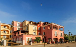 Hotel La Vecchia Fonte cazare Palau
