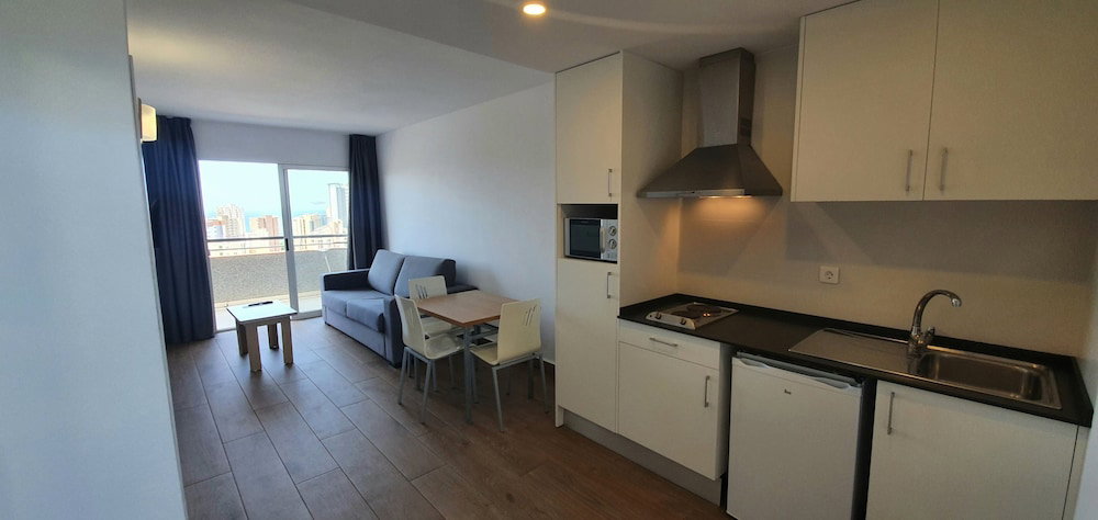 Primavera Loix Apartments