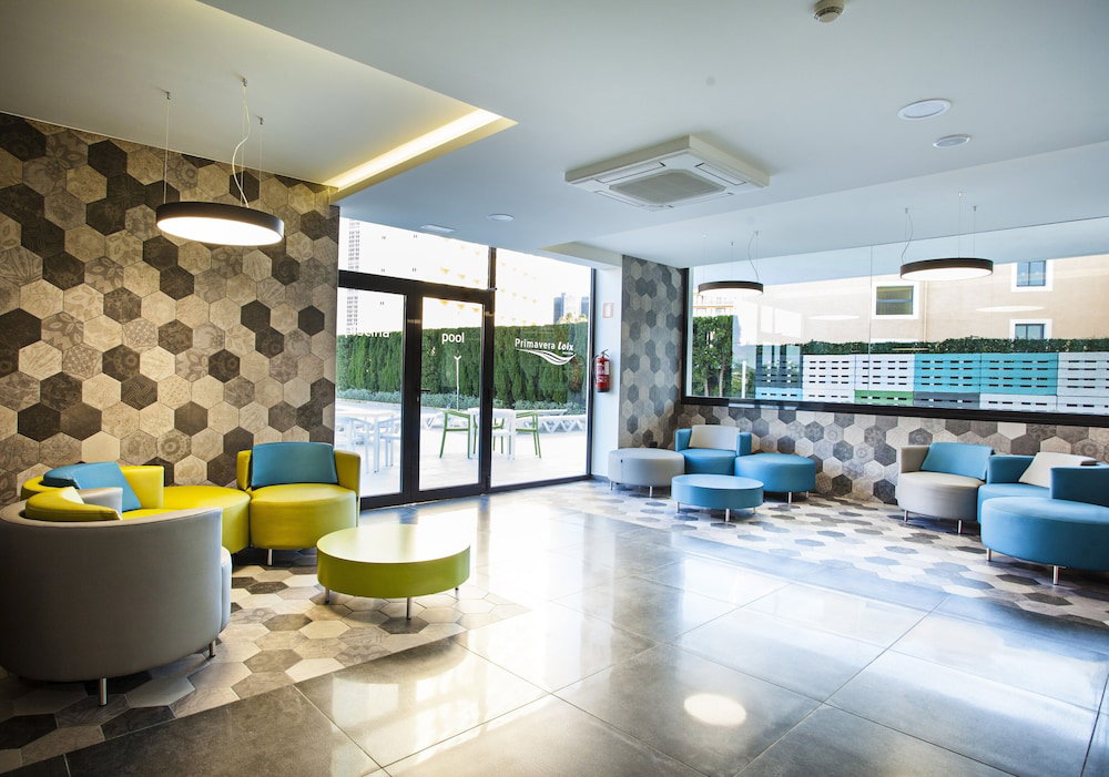Primavera Loix Apartments