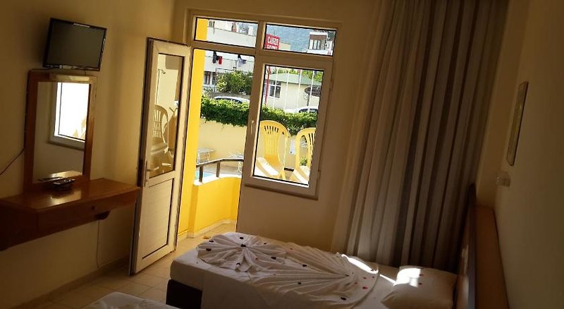 Caner Hotel