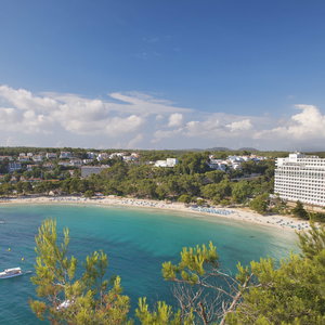 Hotel Meliá Cala Galdana cazare Menorca