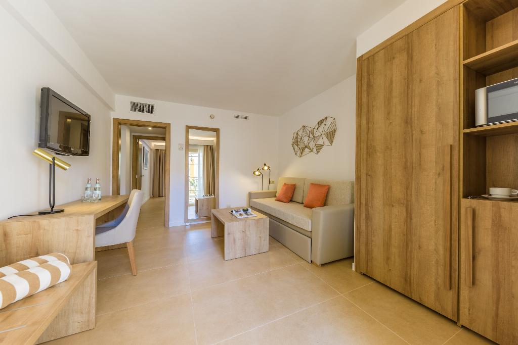 Hotel Zafiro Cala Mesquida