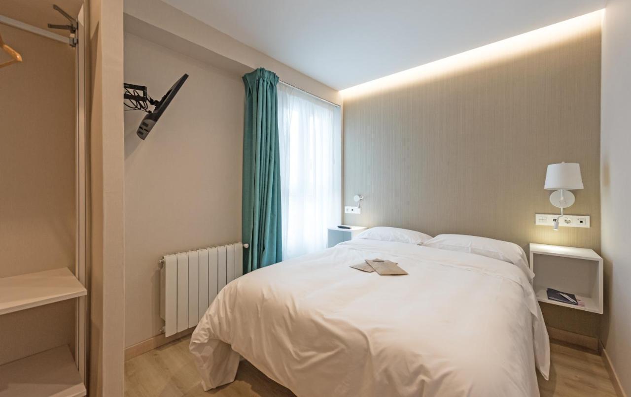 La Lonja Hostal