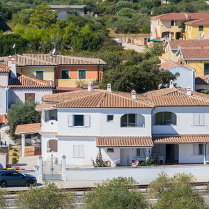 Sejur Residenze Via Trentino vacanta Orosei
