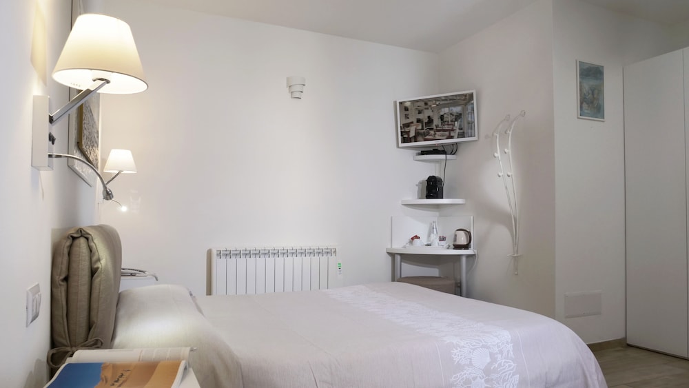 Smart Suite & Apartments