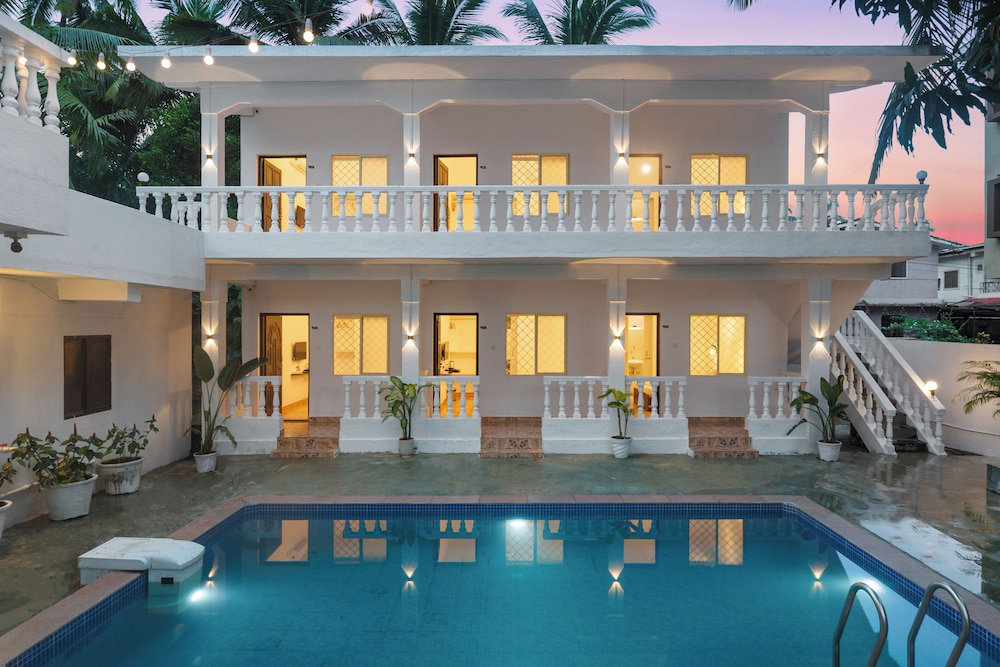Hotel 8Fold By Larisa Siolim