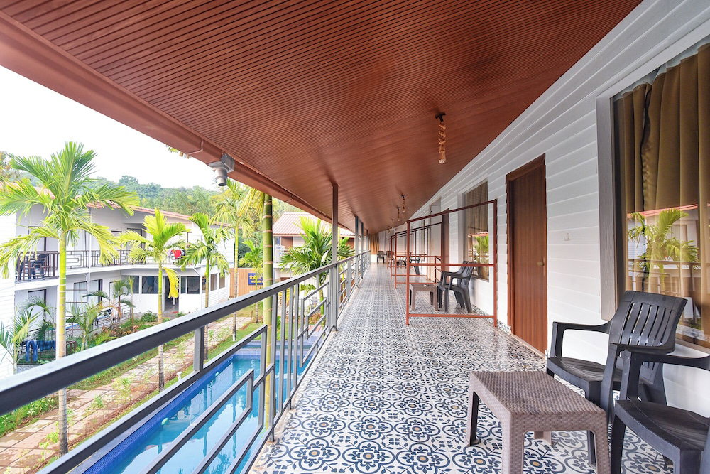Fabhotel Morjim Bliss - Nr. Morjim & Ashwem Beach