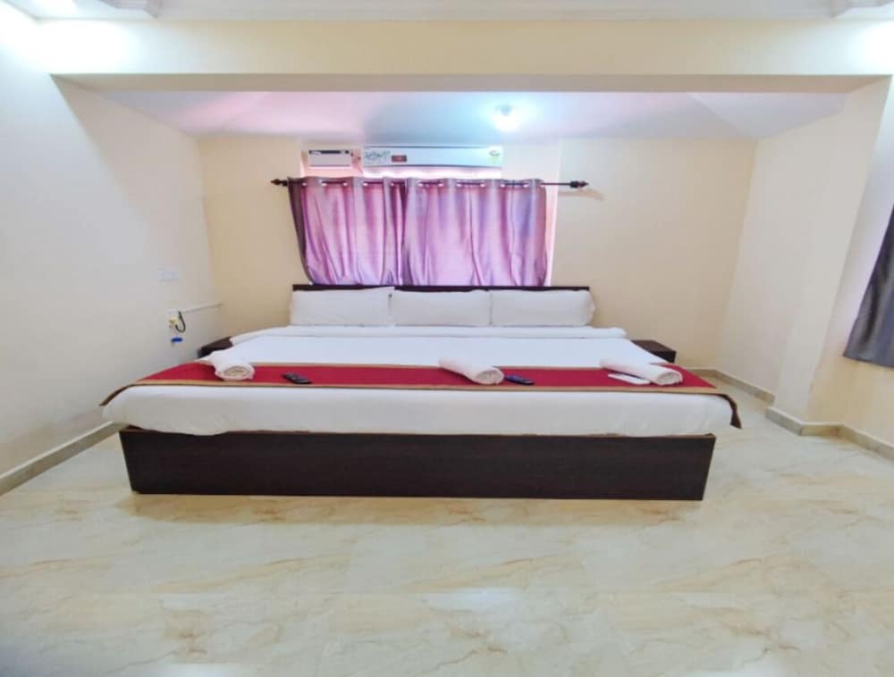 Candolim Aloft