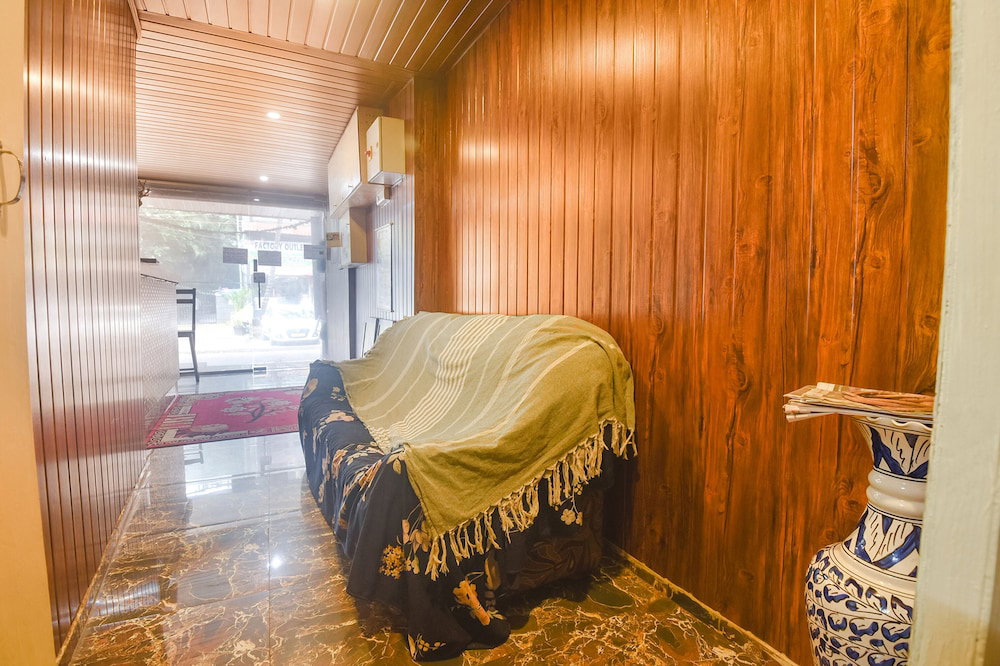Fabexpress Corinthia Boutique Rooms, Candolim Beach