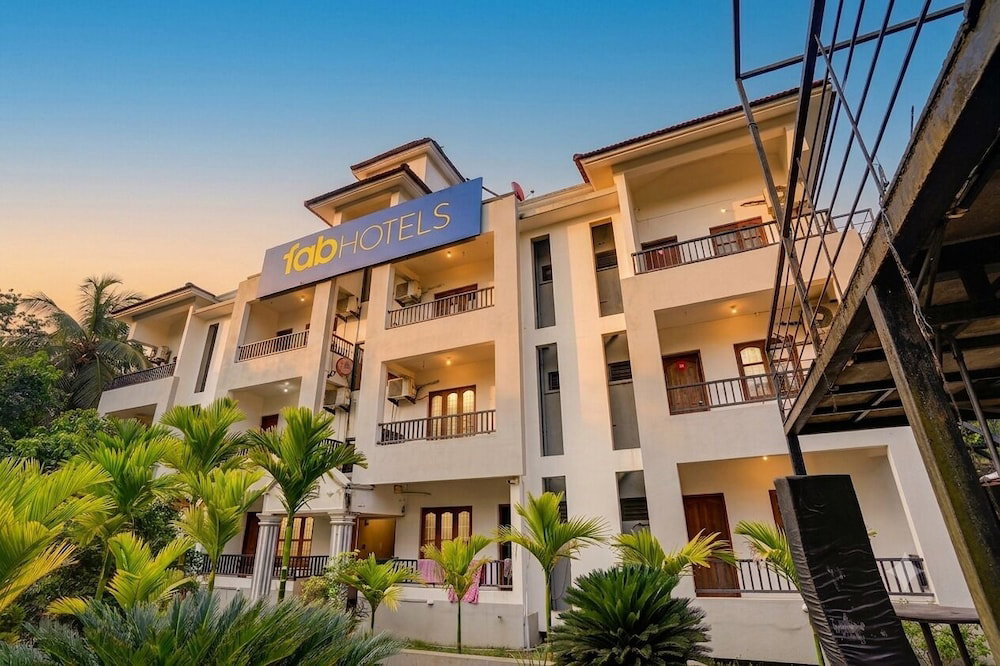 Hotel Fabhotel Aurelia Heaven Retreat - Nr. Arambol Beach