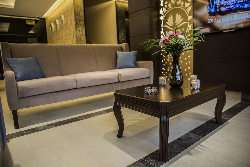 Naylover Hotel Suites