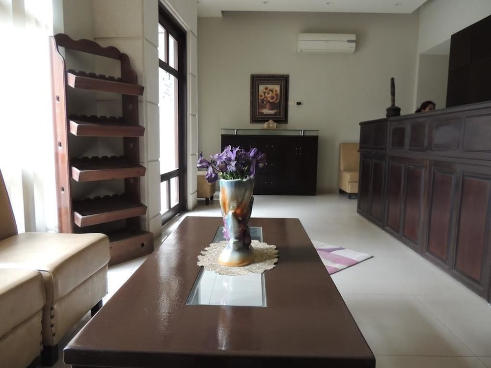 Madaba Hotel