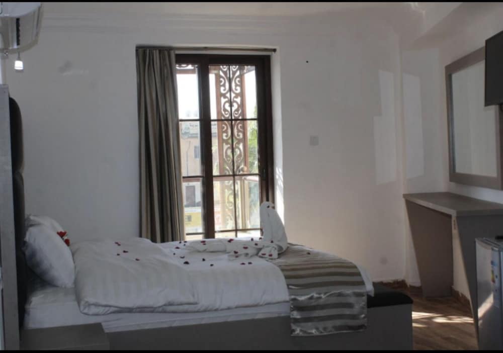 Ahla Tlah Seaview Hotel
