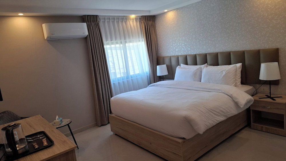 Hotel Jawaher Hotel