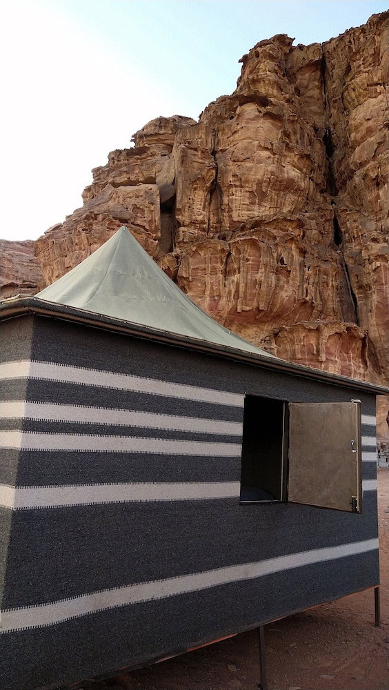 Bedouin Nomdas Adventures