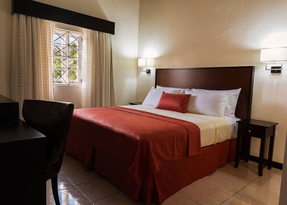 Shirley Retreat Hotel