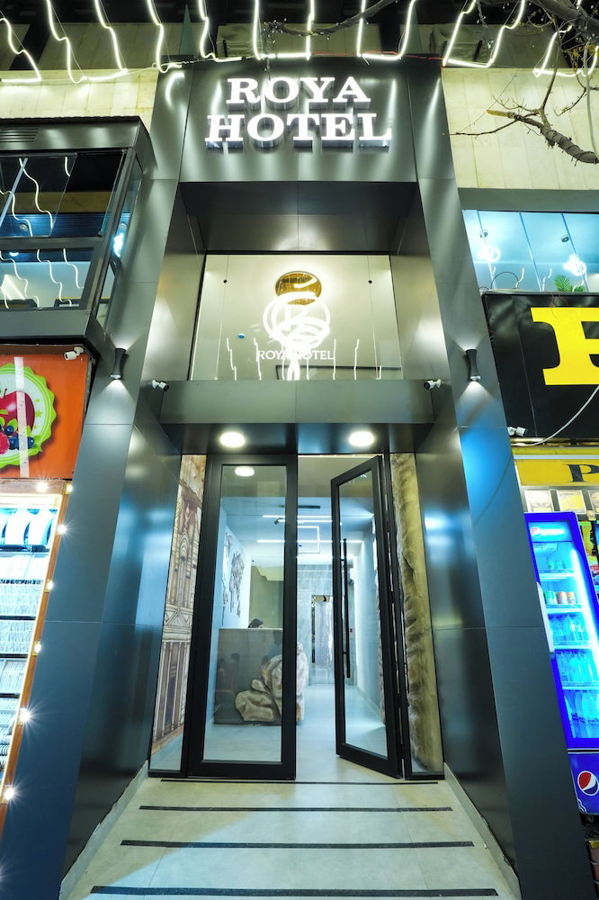 Hotel Roya Downtown Boutique Hotel