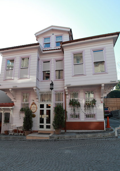 Darussaade