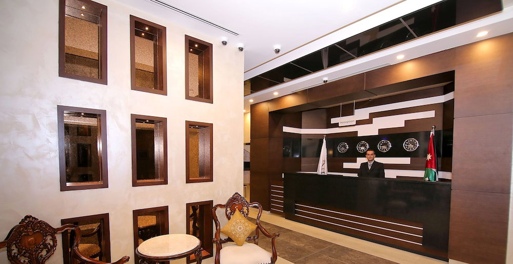 Viola Hotel Suites