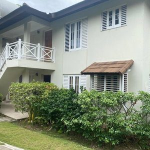 Hotel Finest Accommodation Renfrew Place cazare New Kingston